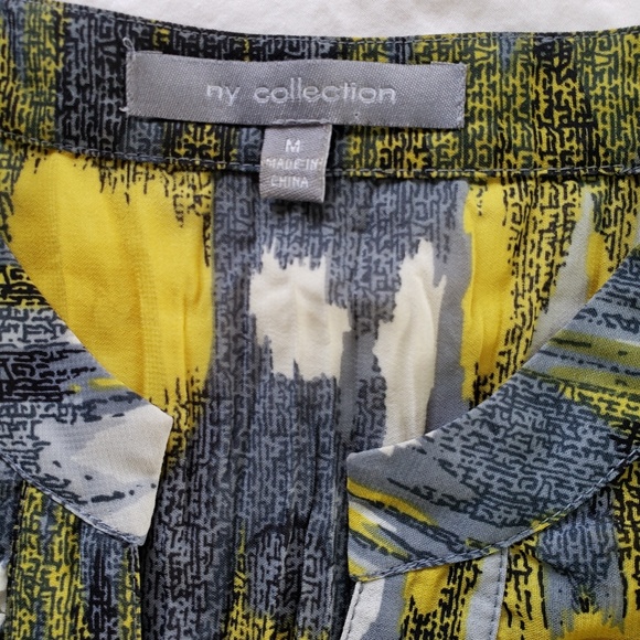 NY Collection cap sleeve roushed blouse. - Picture 3 of 4